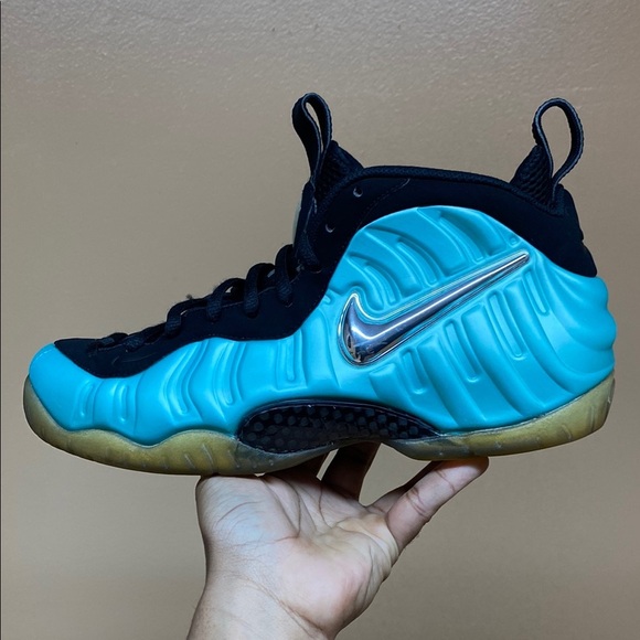 Nike Foamposite Pro “Island Green” Size 10 - Picture 9 of 17